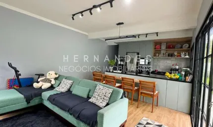 Casa Térrea moderna com 120m² quintal com grama  três dormitórios e suíte na Aldeia de Barueri.
