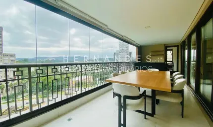 Atria Alphaville - Apartamento com 228m² sendo 3 suítes e 4 vagas + um deposito