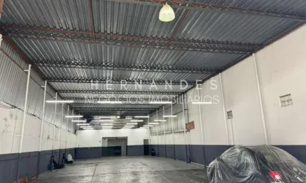 Galpão comercial de 400m² na Avenida da Aldeia - Aldeia de Barueri ao lado de Alphaville