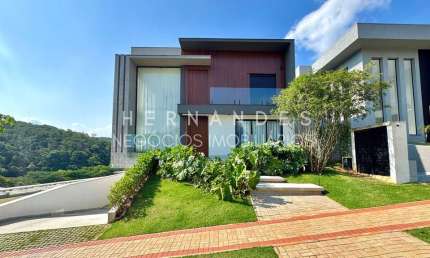 Residência de luxo em condomínio: 4 suítes, área gourmet e mais! Santana de Parnaíba-SP, Cidade Tamboré. Porteira fechada!