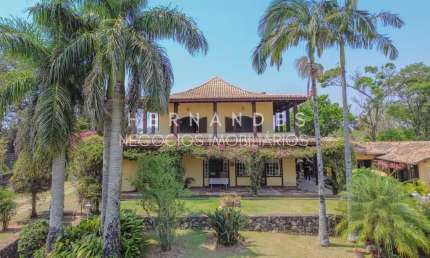 Casa estilo chácara luxuosa casa na AldSantana de Parnaíba-SP,  15 vagas de garagem e 4.00?,00 m² de área documentação ok