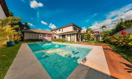 Oásis de conforto e sofisticação em alphaville: casa com 4 suítes, piscina e área verde de 400 m² - barueri-sp.