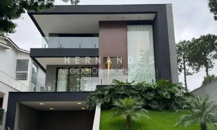 Linda casa de luxo em alphaville - 4 suítes, área gourmet, piscina e muito mais! venha conferir!