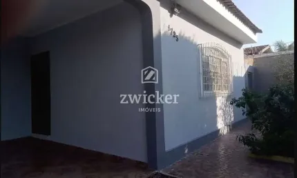 Casa com 3 quartos à venda na Vila Santa Terezinha, Bauru 