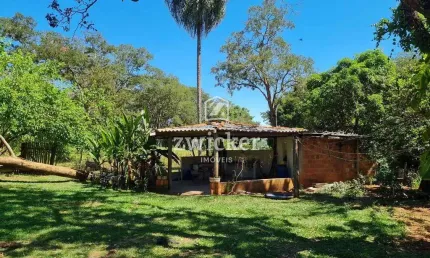 Bela chácara na região de Bauru na rodovia Bauru-Arealva