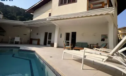 Casa em condomínio fechado com 5 quartos à venda na Avenida Mãe Bernarda, 2292, Juquehy, São Sebastião