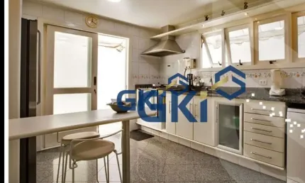 Casa de Condomínio com 4 Quartos e 6 banheiros à Venda, 300 m² .