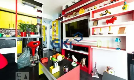 Apartamento mobiliado em Santo Amaro com 33 metros 1 dormitório 01 vaga de garagem.