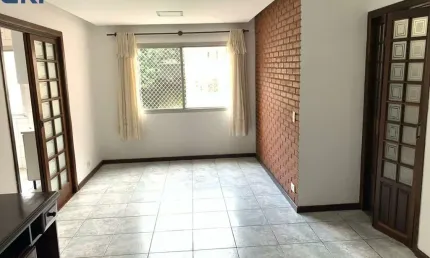 Apartamento com 2 dormitórios uma garagem 80 metros próximo o metro fradique coutinho