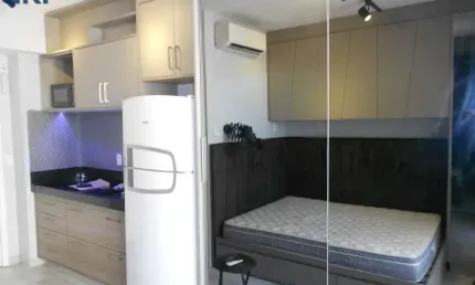 Mobiliado, equipado, andar alto, pertinho do metrô.