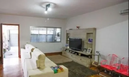 Casa com 3 quartos à venda na Rua João Jabotam, 191, Vila Anglo Brasileira, São Paulo