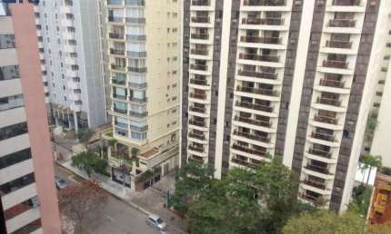 Cj com. na região da Paulista, c/ 55,54 metros, 3 salas, 4 banheiros, ar cond., 2 vagas. Próx. metrô