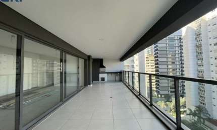 APARTAMENTO COM 162,30 MATROS QUADRADOS PROXIMO O METRO OSCAR FREIRE