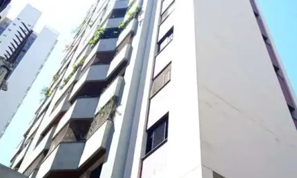 Cobertura em ótima localização com 200 metros quadrados próximo o metro fradiqie coutinho