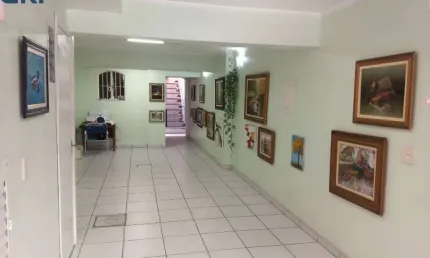 CASA A VENDA EM CERQUEIRA CESAR COM 2 DOR 143 M2 PROXIMO O METRO SUMARE