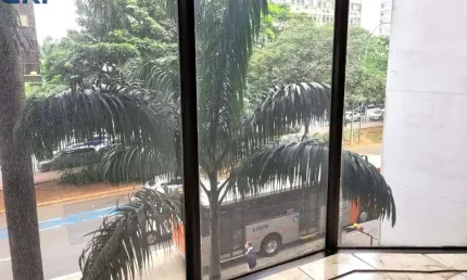 28 M²AU SOBRELOJA, COM VAGA, NO SHOPPING VITRINE IGUATEMY