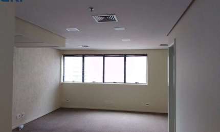 Cj comercialp/ loc.  na região da Paulista, com 1 sala, 2 banheiros,1 vaga. Próximo metrô Paulista.