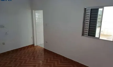 Casa térrea 1 dormitório para locação em Vila Alpina - SP