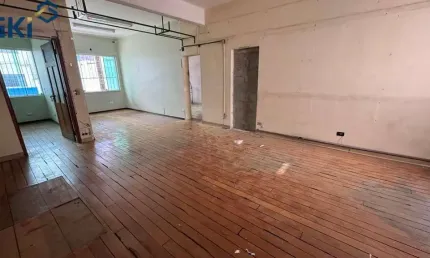 CONJUNTO COMERCIAL NA BARÃO DE LIMEIRA, PERTINHO DO METRÔ REPÚBLICA