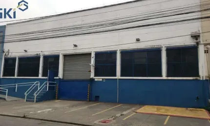 Galpão - com área total de 1.273 m² e construída de 1.196 m²