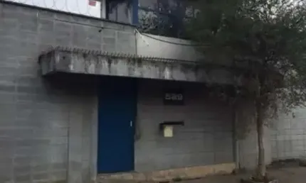 Galpão - Com área total de 6.670 m² e construída de 3.247 m²