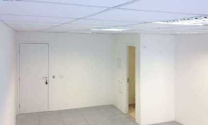 Sala comercial com 1 sala para alugar na Avenida Engenheiro Armando de Arruda Pereira, 2937, Jabaquara, São Paulo