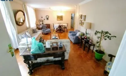 Apartamento com 150 metros quadrados 3 dormitorios sendo uma suite proximo o metro fradique coutinho