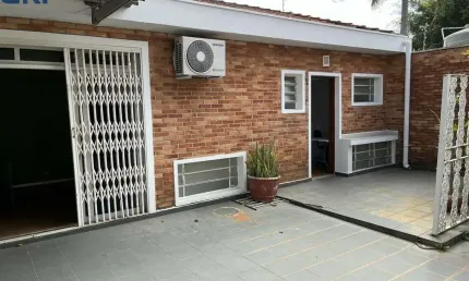 Prédio com 8 salas para alugar na Rua Turi, 70, Vila Madalena, São Paulo