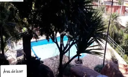 Chácara com 5 quartos e Piscina no Terras de Itaici - Estuda permuta