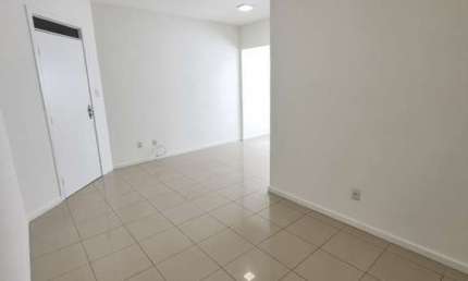 Apartamento com 3 quartos à venda na Rua Márcio Baptista, Stiep, Salvador, 70 m2 por R$ 480.000