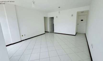 Apartamento com 2 quartos à venda na Rua Jardim Santo Antônio, Brotas, Salvador, 80 m2 por R$ 279.990