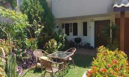 Casa em condomínio fechado com 3 quartos à venda na Village, Guarajuba, Camaçari, 100 m2 por R$ 550.000