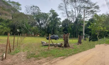 Terreno à venda na Estrada da Fazenda Dois Irmãos, Cantagalo, Rio das Ostras
