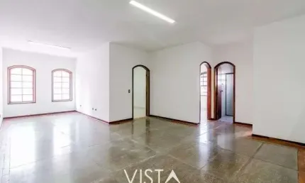 Casa com 3 quartos para alugar na Rua Henrique Sertório, 372, Tatuapé, São Paulo
