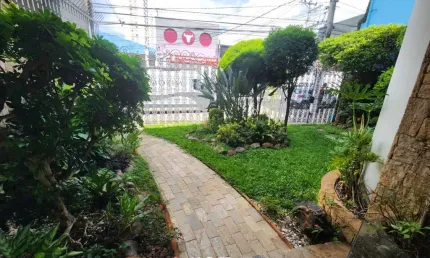 Casa com 4 quartos para alugar na Avenida Guilherme Giorgi, 412, Vila Carrão, São Paulo