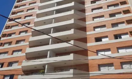 O apartamento locação pacote r$ 2.800 no bairro centro com 112 metros quadrados 2 vagas na garagem cobertas com 3 quartos sendo 1 suíte e 3 banheiros