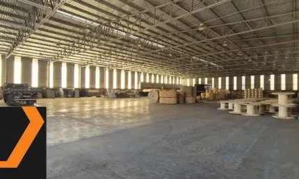Galpão para venda com dois lotes laterais no Cajuru em Sorocaba, próximo ao acesso à Rodovia Castelo Branco
