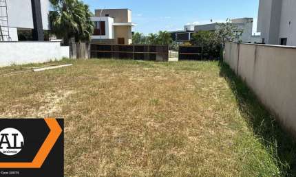 Terreno plano à venda no condomínio Alphaville Nova Esplanada 3, com 453,80m2  Projeto aprovado (condomínio e prefeitura)