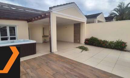 Casa térrea para Locação ou Venda no condomínio Residencial Villa Bella com 3 quartos sendo uma suíte bela área gourmet com  JCUZZI e Hidromassagem.