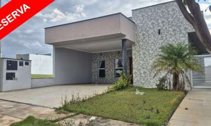 Casa térrea para locação no Condomínio IBITI Reserva com 3 suítes moduladas sendo uma com closet, área gourmet, 4 aparelhos de ar condicionados