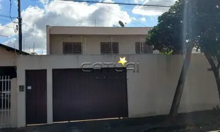 Casa à venda - Bairro Jardim Santo Antônio em Londrina