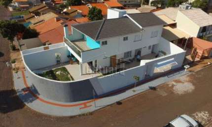 Casa com 3 quartos à venda na Rua Wadya Calixto Dagher, 233, Jardim Oriente, Londrina