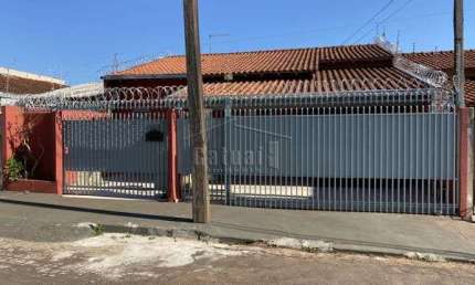 Casa com 4 quartos à venda na Rua Enzo Rufino, 161, Dom Pedro, Londrina