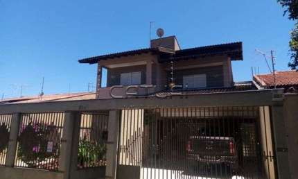 Casa com 3 quartos à venda na Rua Jorge Feliciano da Silva, 284, Monte Belo, Londrina