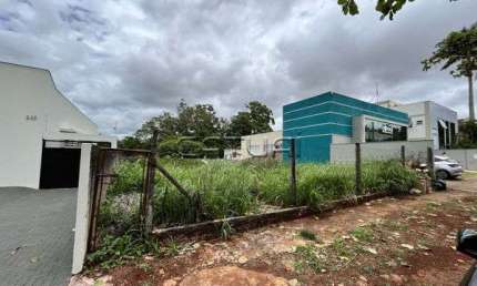 Terreno à venda na Rua Martin Luther King, 665, Lago Parque, Londrina
