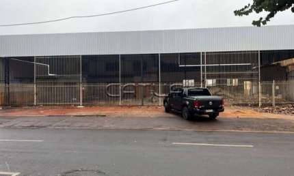 Sala comercial à venda na Avenida Jorge Casoni, 2347, Centro, Londrina