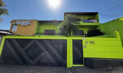 Casa com 4 quartos para alugar na Rua Minneápolis, 176, Lima Azevedo, Londrina
