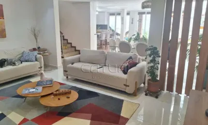 Casa com 3 quartos à venda na Rua Presidente Wilson, 263, Universitário, Londrina