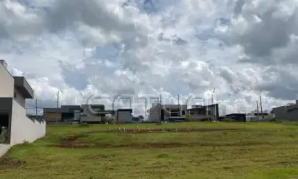 Terreno em condomínio à venda - Condomínio Bellevie Residencial, Cambé