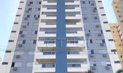 Apartamento com 3 quartos para alugar na Rua Ulrico Zuimglio, 150, Gleba Palhano, Londrina